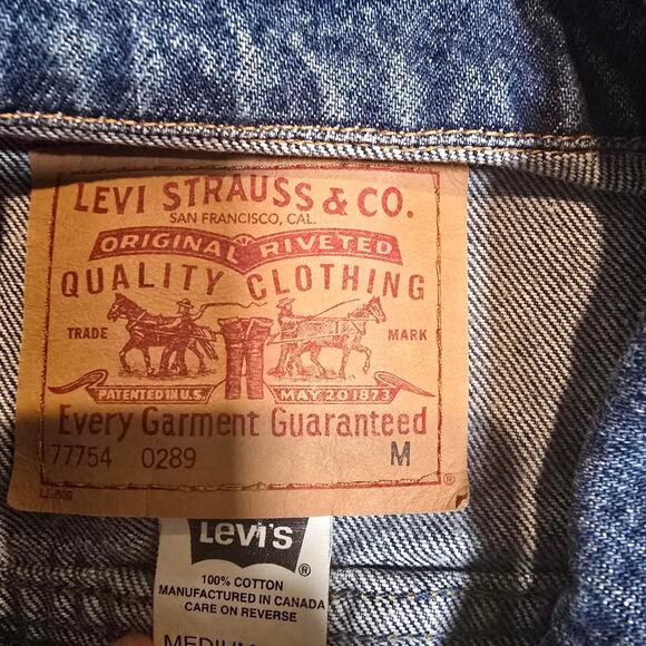 Vintage Circa 1994-95 Levi's Denim Vest. Womans Medium - Picture 6 of 7